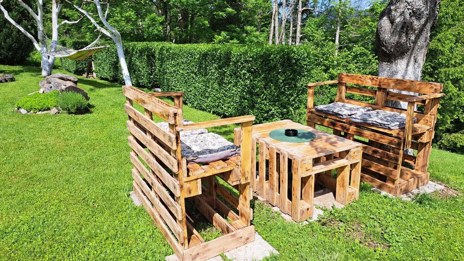 Soba Erika Otel Fužine 3*,  Hırvatistan